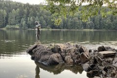 Pohled na lipenskou vílu a přehradu Lipno.